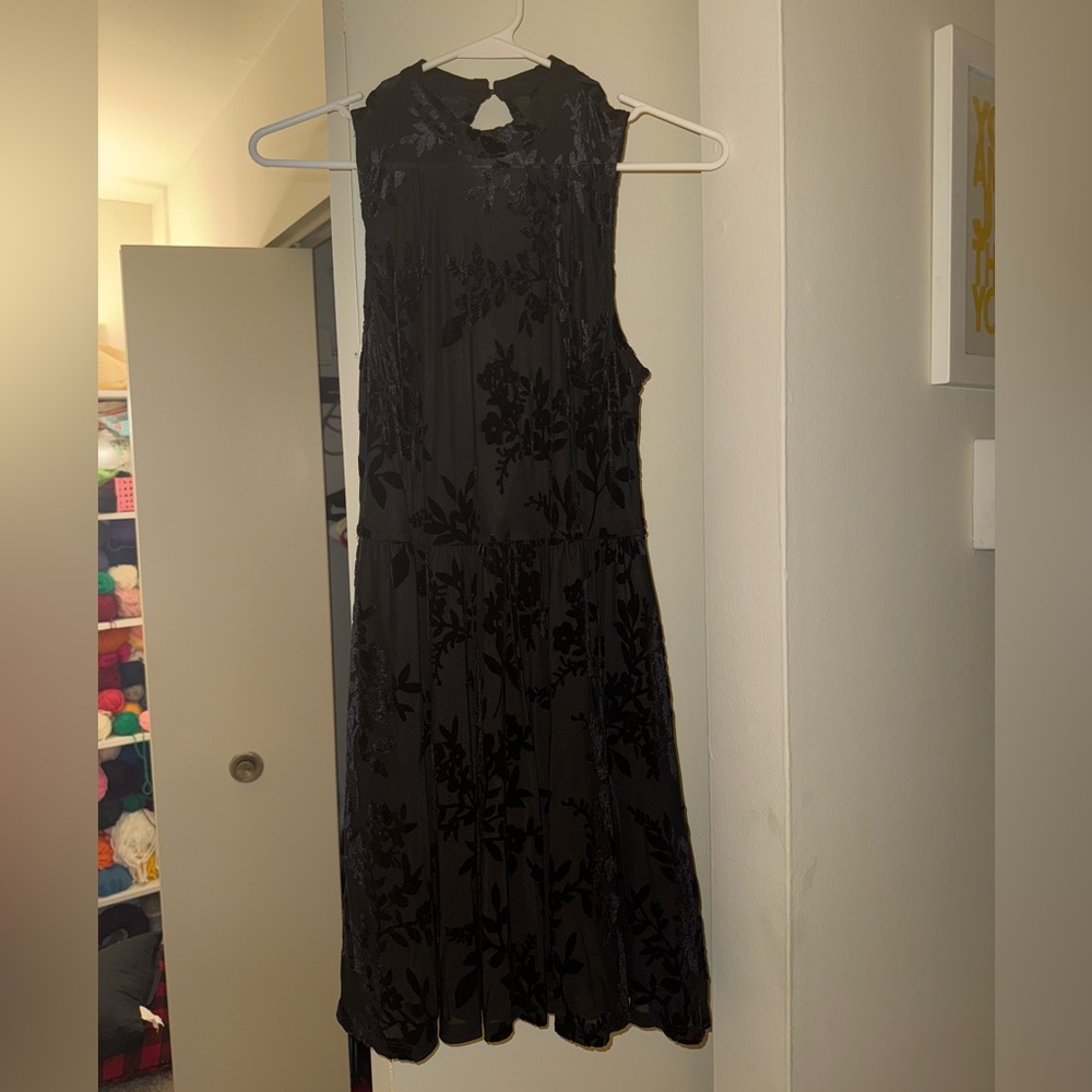 Forever 21 Black Floral Maxi Dress